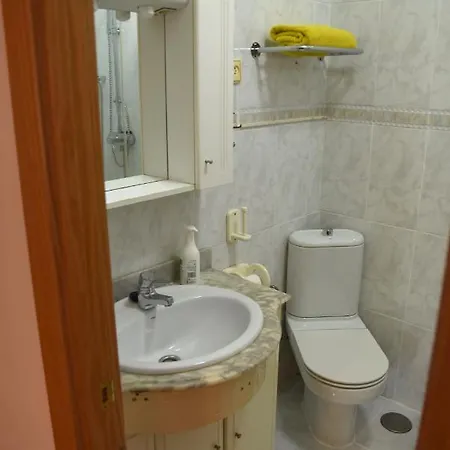 Apartamento A Pie De Playa En *