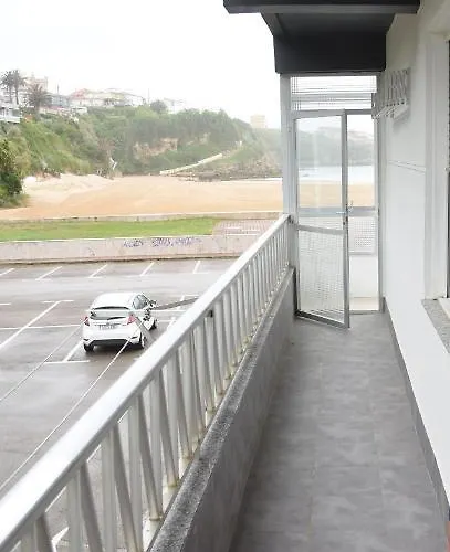 A Pie De Playa En * سوانثيس